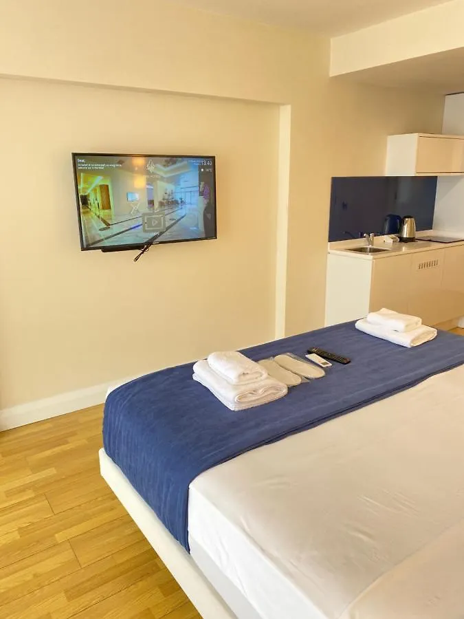 **** Апартаменты Orbi City Your Seaside Aparthotel Батуми Грузия