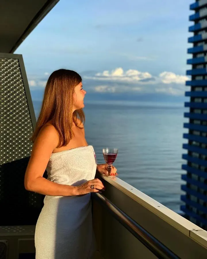 Orbi City Your Seaside Aparthotel Батуми