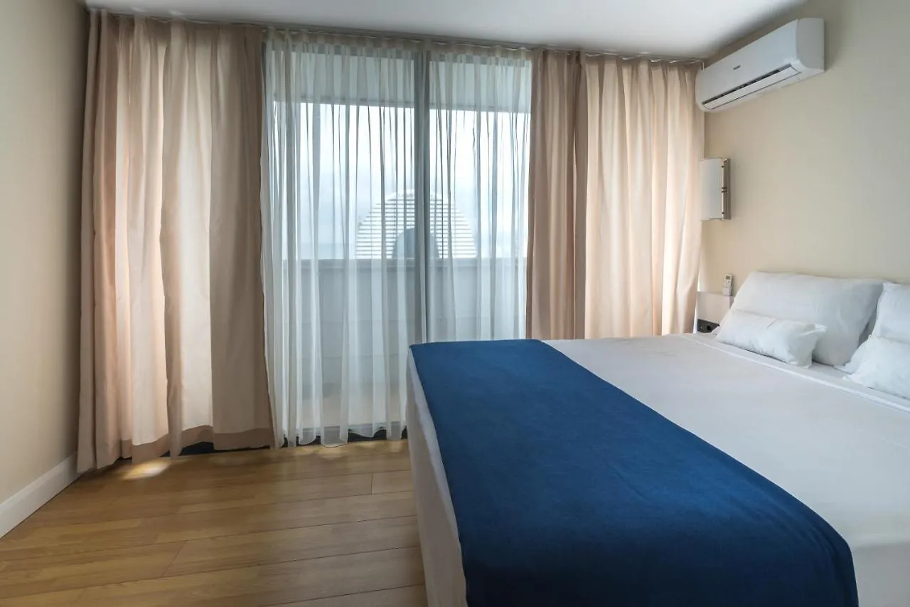 Orbi City Your Seaside Aparthotel Батуми 4*,  Грузия