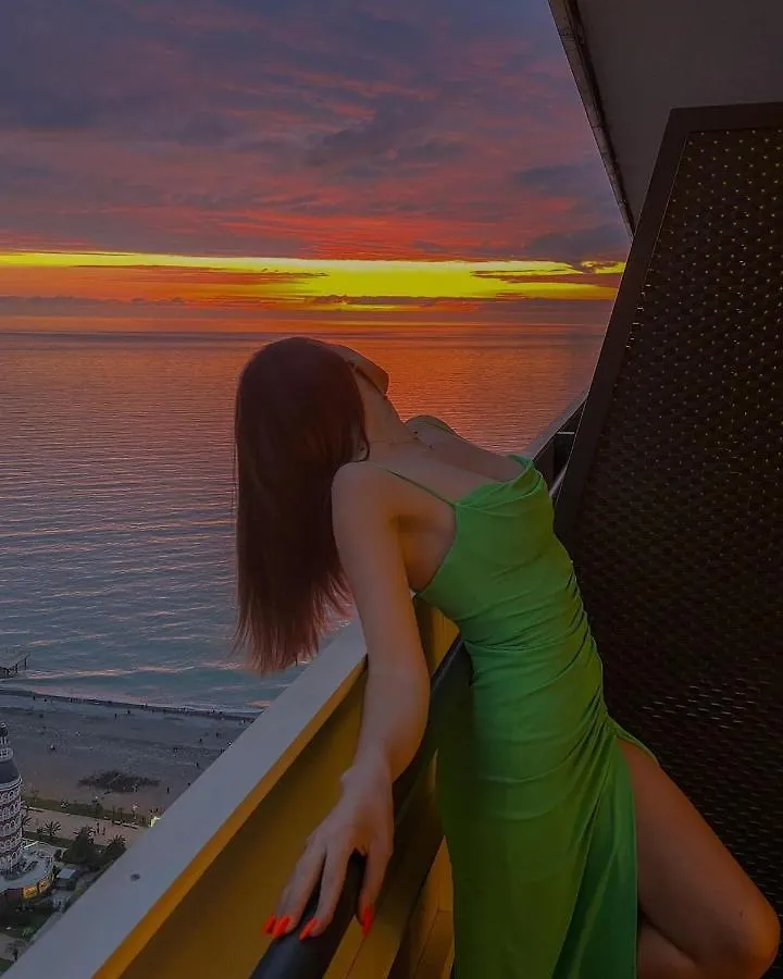 Orbi City Your Seaside Aparthotel Батуми 4*,