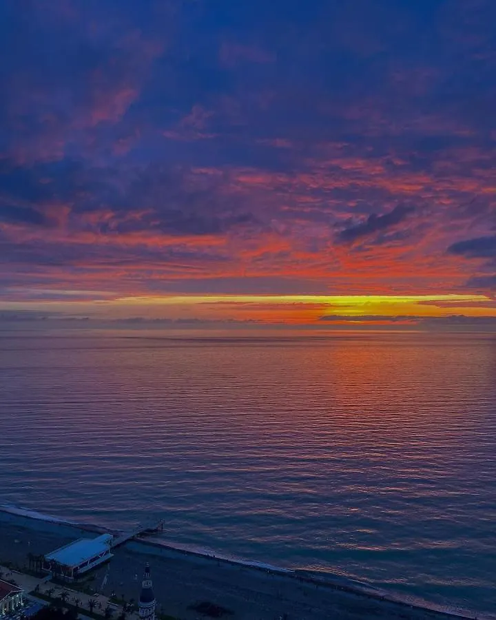 Orbi City Your Seaside Aparthotel Батуми