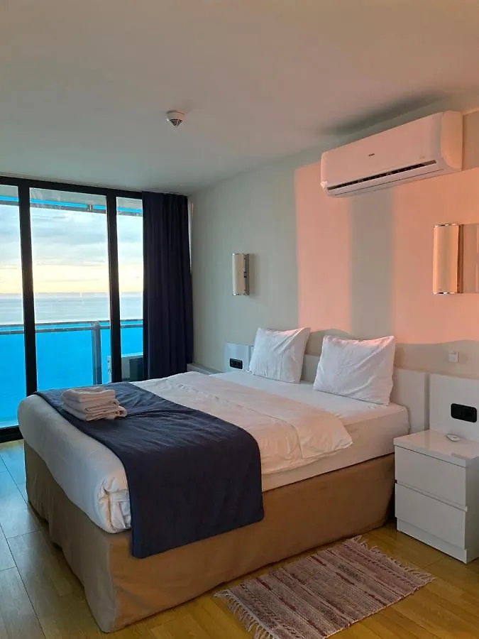 Orbi City Your Seaside Aparthotel Батуми 4*,
